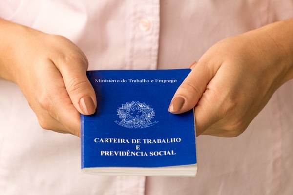 Taxa de desemprego despenca para 8,7% na Paraíba, a menor da série histórica, diz IBGE
